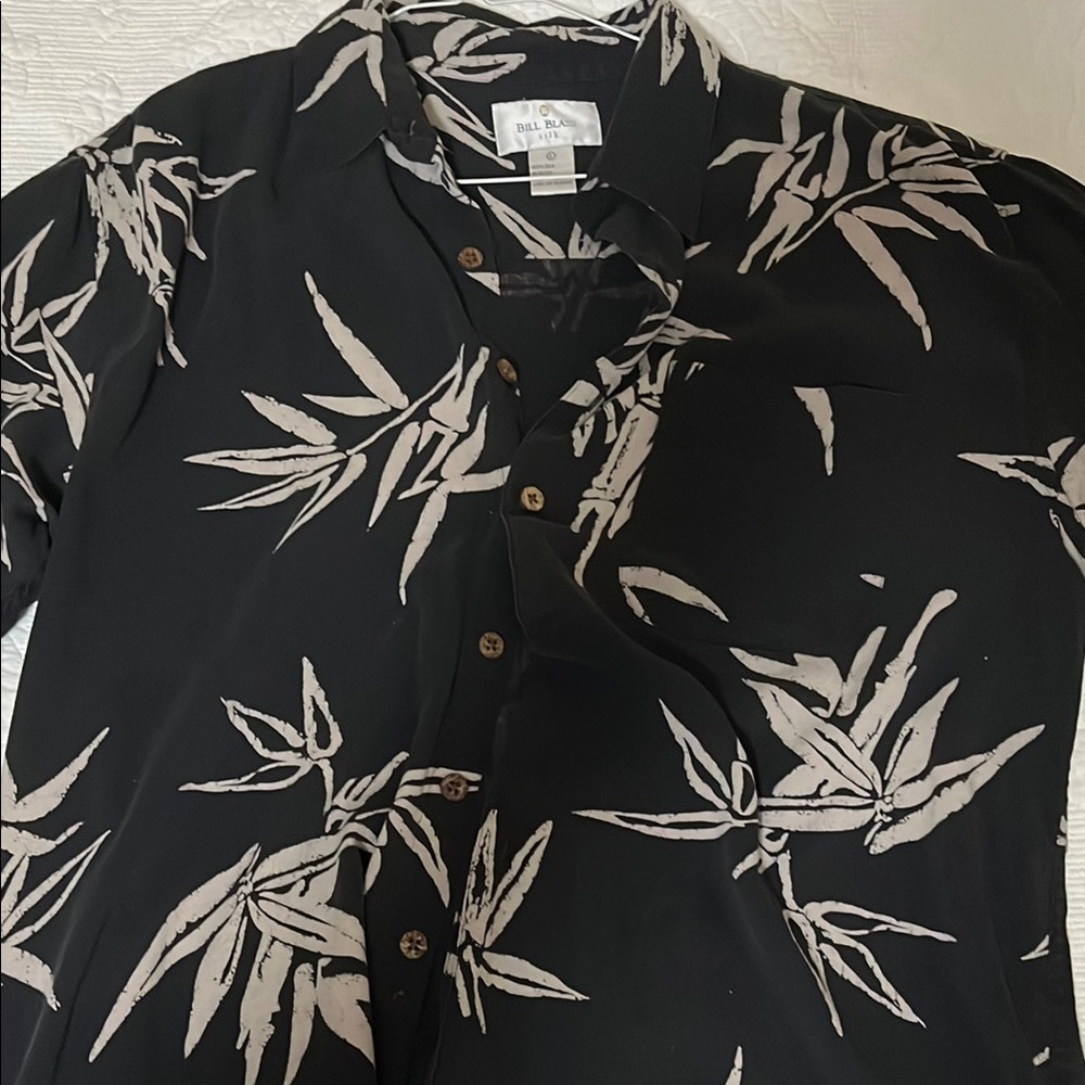 Bill Blass Silk Black and White Casual Button Down Shirt